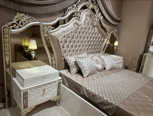 Grand Palace Bed