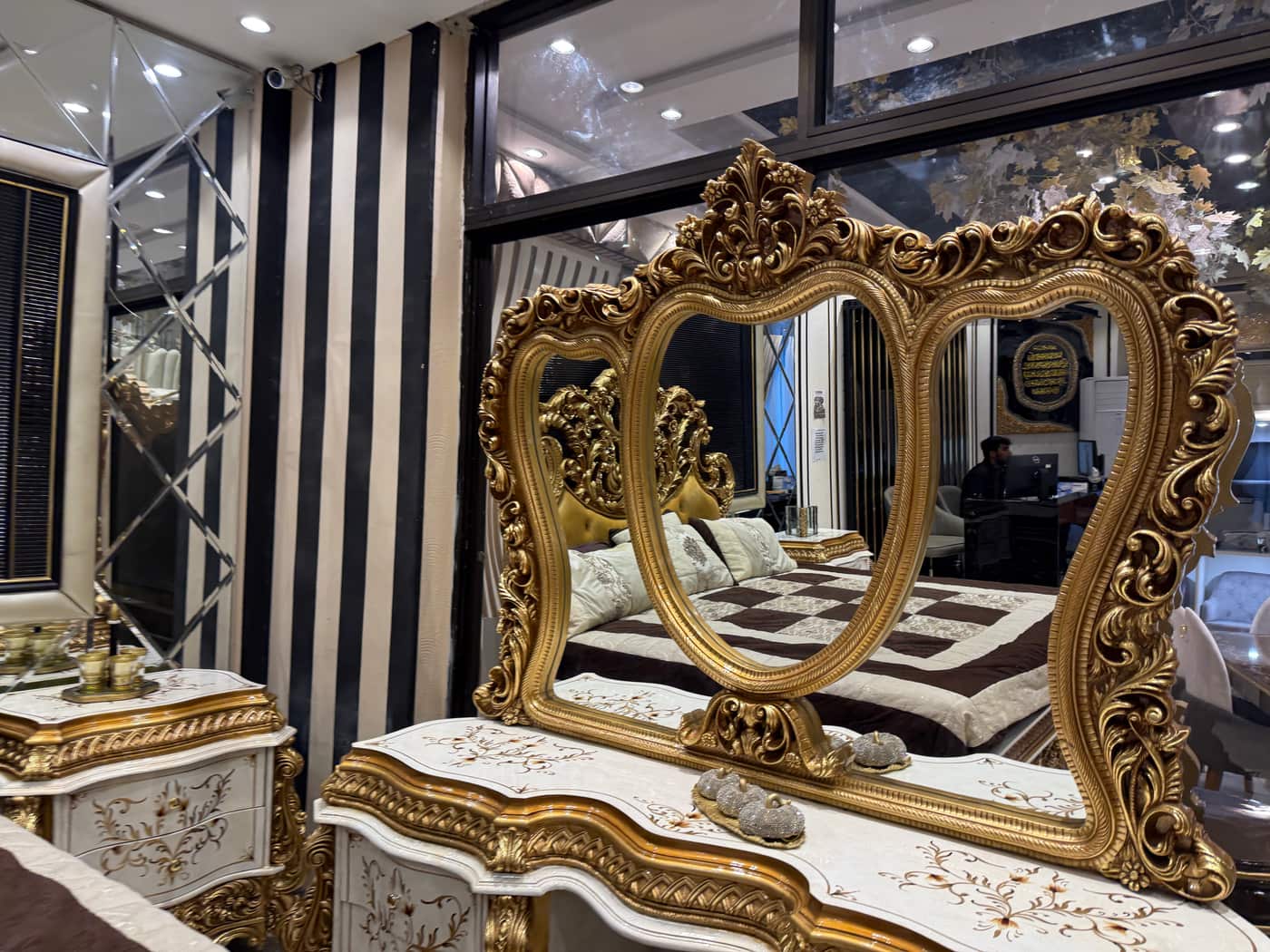 Regal Gold Leaf Bedroom Set with Ornate Detailing