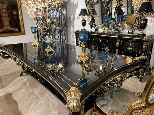 Luxurious Victorian Style Living Room Set