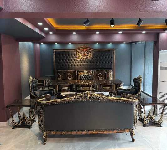 Luxurious Baroque Style Living Room Set