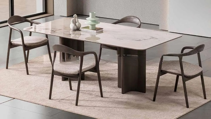 Alpina Dining