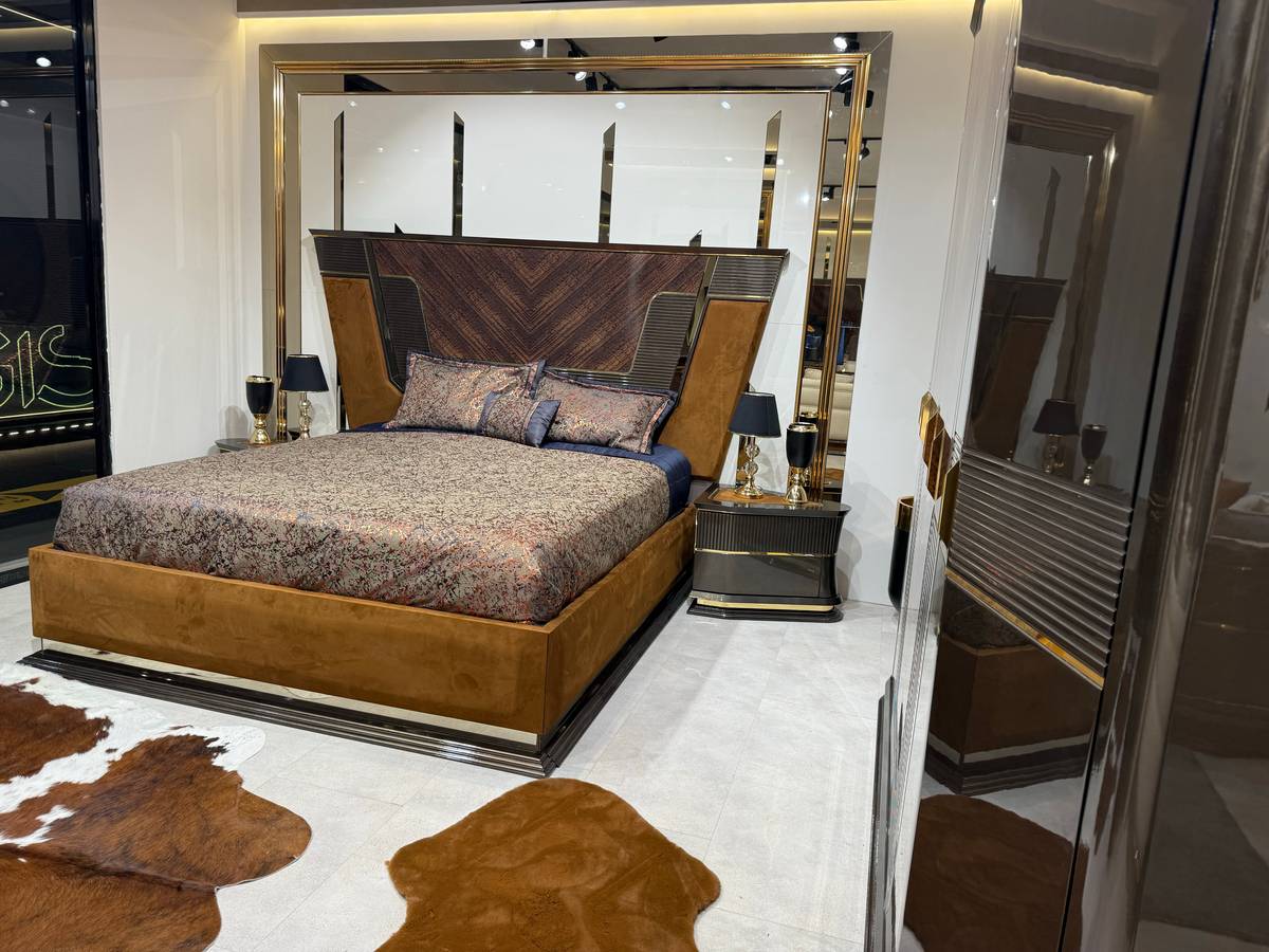Luxury Modern Bed Set with Elegant Headboard
