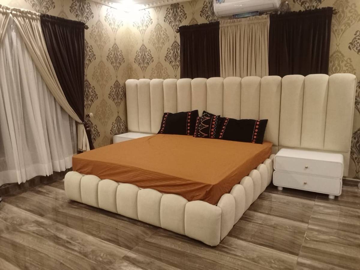 Modern Upholstered Bed with Chic Headboard