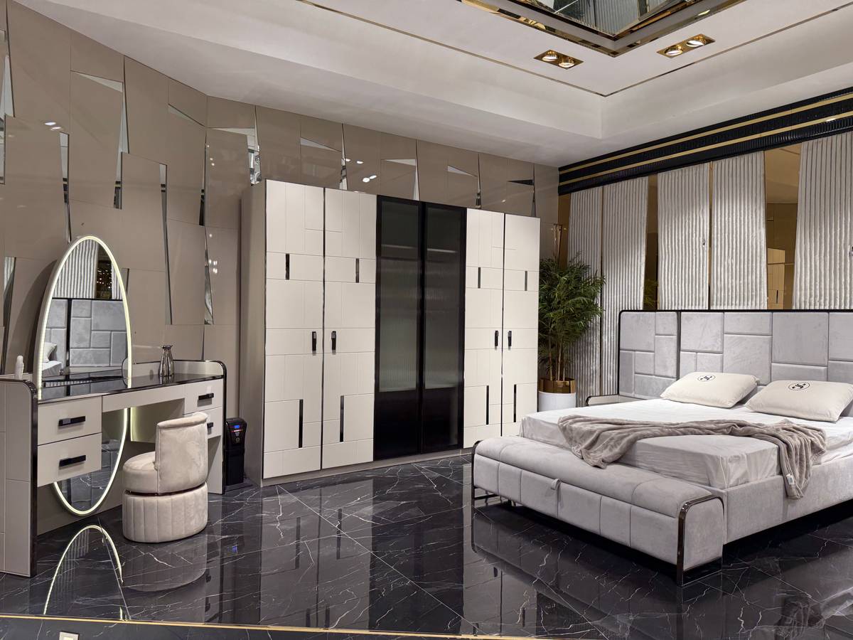 Luxury Modern Bedroom Set