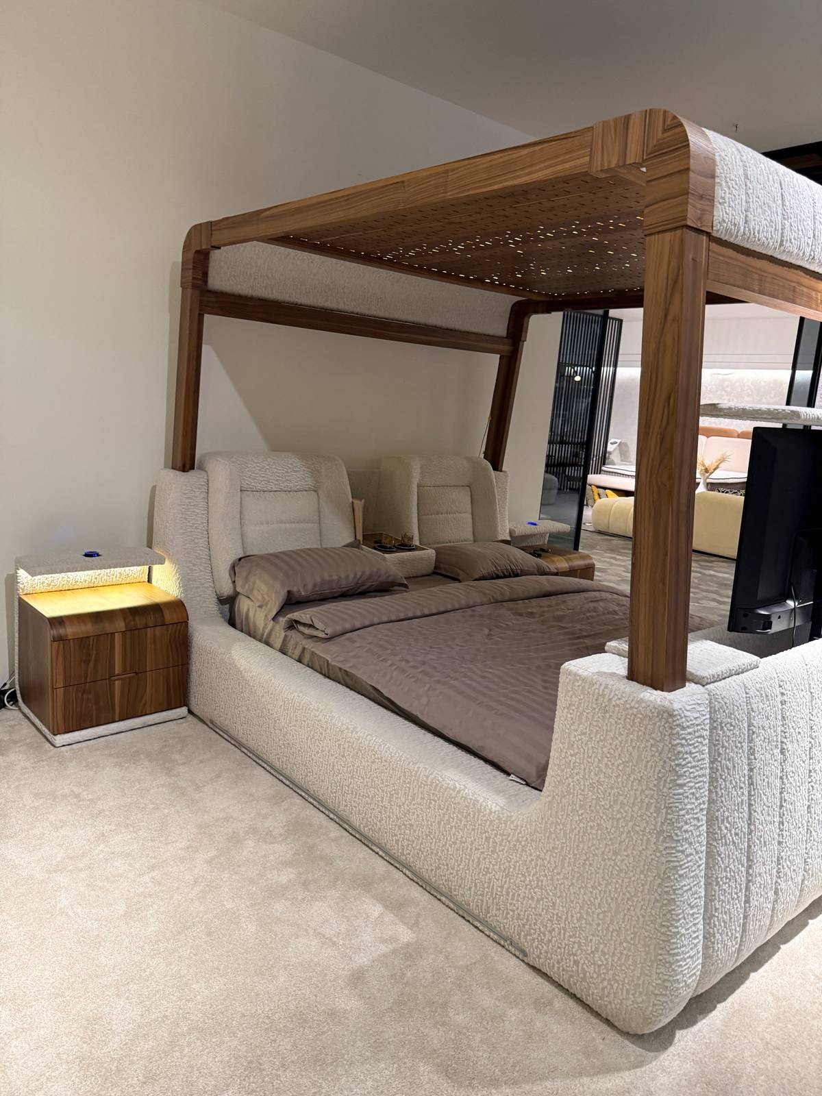 Luxurious Canopy Bed with Upholstered Frame