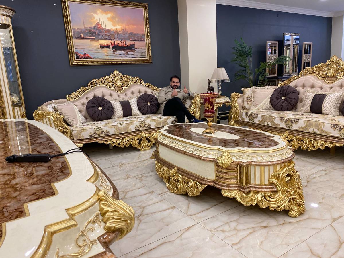 Luxurious Ornate Living Room Set