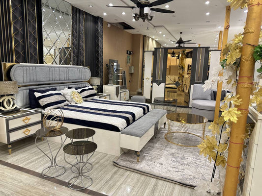 Elegant Modern Bedroom Set with Accent Furniture