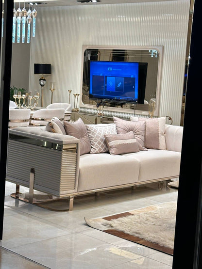 Modern Sleek Bedroom Furniture Set