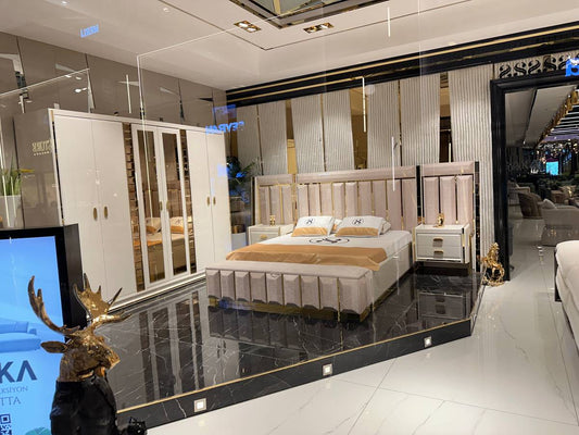 Elegant Modern Bedroom Set