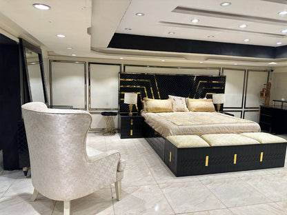 Luxury Black and Gold Bedroom Set with Upholstered Accent Chair