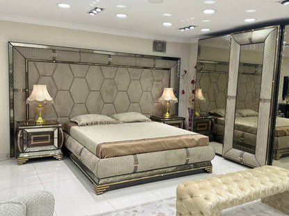 Luxurious Modern Bedroom Set