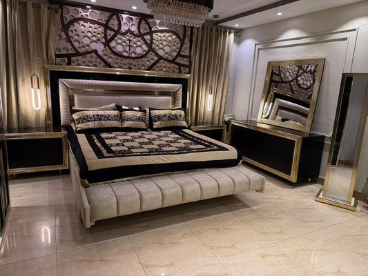 Luxury Upholstered Bed with Mirrored Nightstands