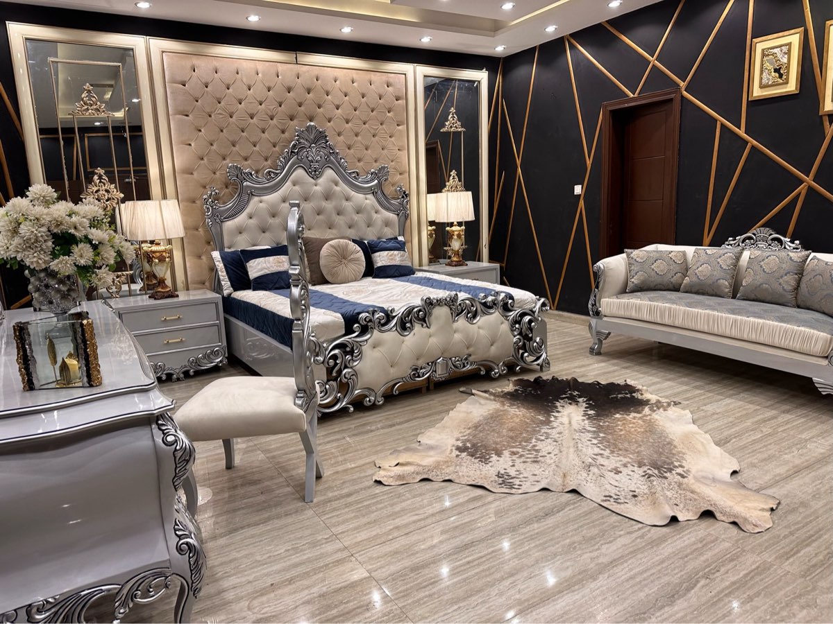 Luxurious Silver Baroque Bedroom & Living Set
