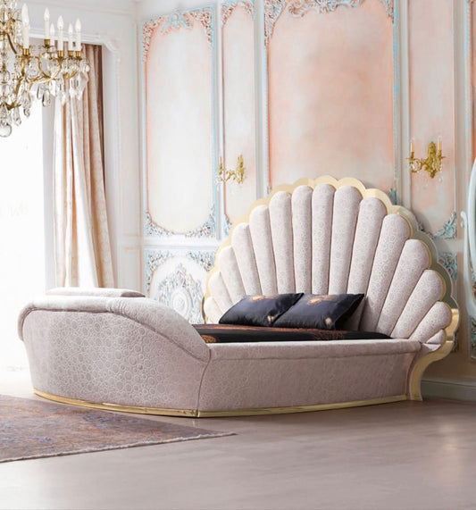 Elegant Shell-Inspired Daybed