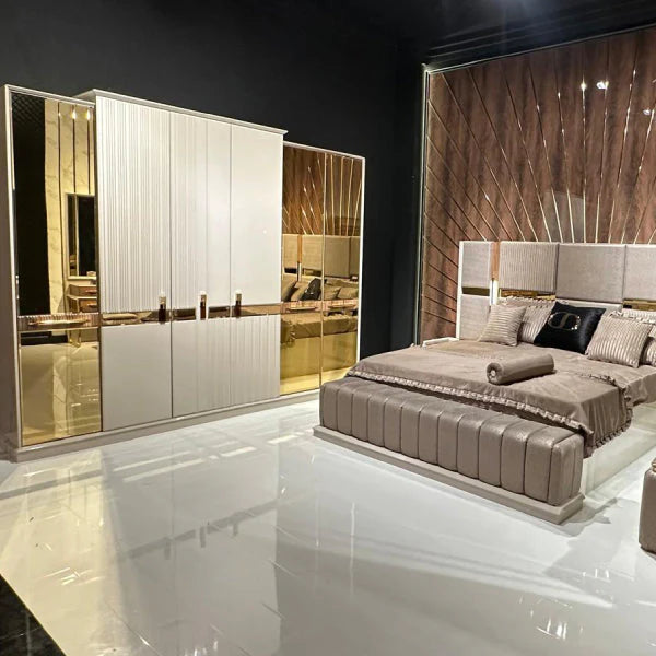 Elegant Wardrobe