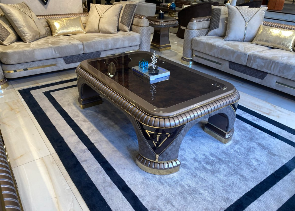Majestic Artisan Table