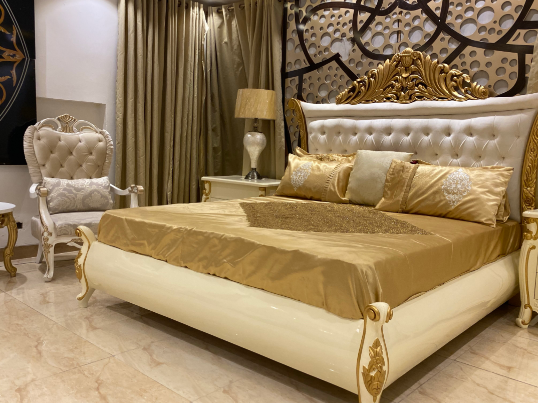 Royal Gilded Bed