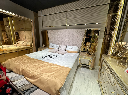 Golden Serpentine Bed
