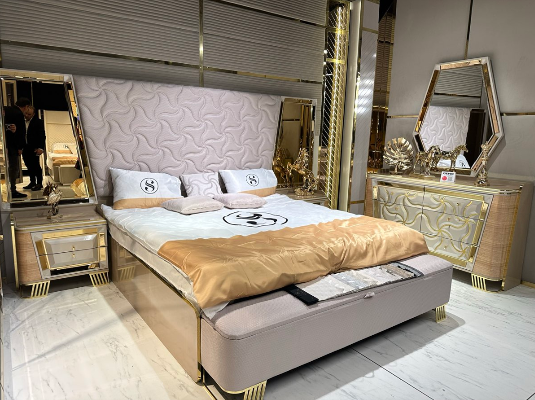 Golden Serpentine Bed