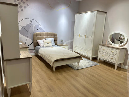 Tufted Bed