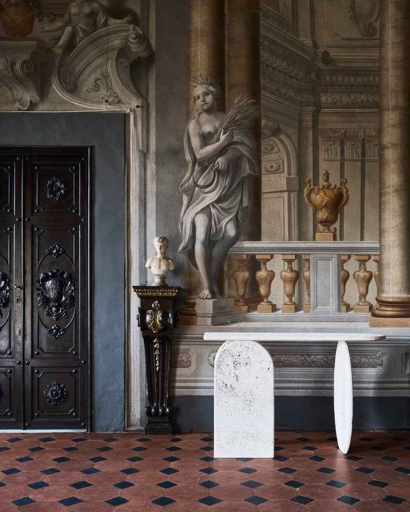 ROMA Console | Architectural Minimalist Table