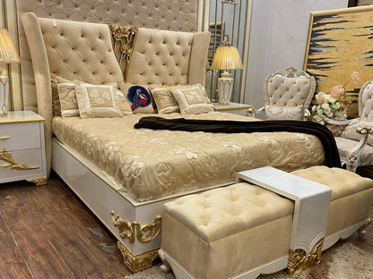 Luxurious Gold Accent Upholstered Bedroom Set