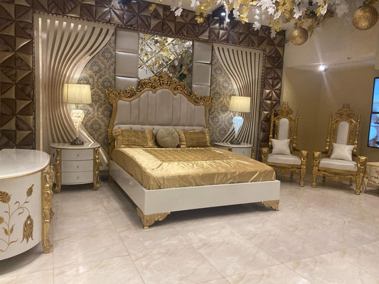 Luxurious Gold Leaf Bedroom Set