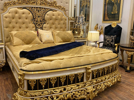 Luxurious Golden Baroque Style Bedroom Set