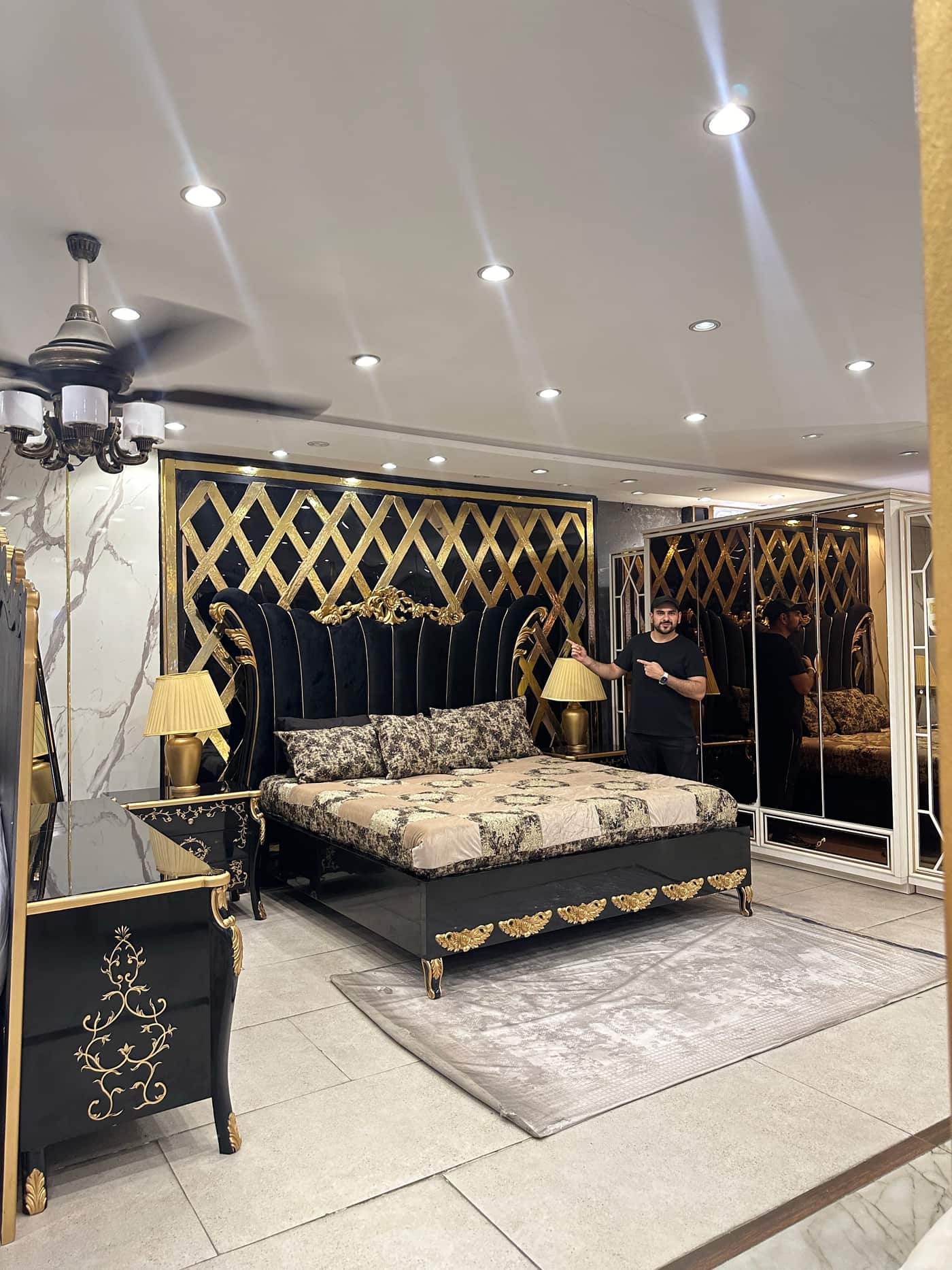 Luxurious Black and Gold Bedroom Set
