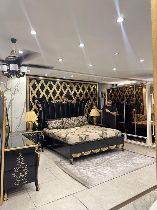 Luxurious Black and Gold Bedroom Set