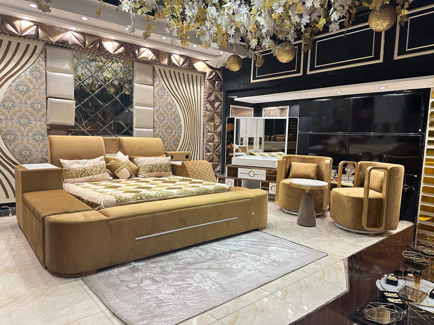 Luxurious Modern Living Room Set
