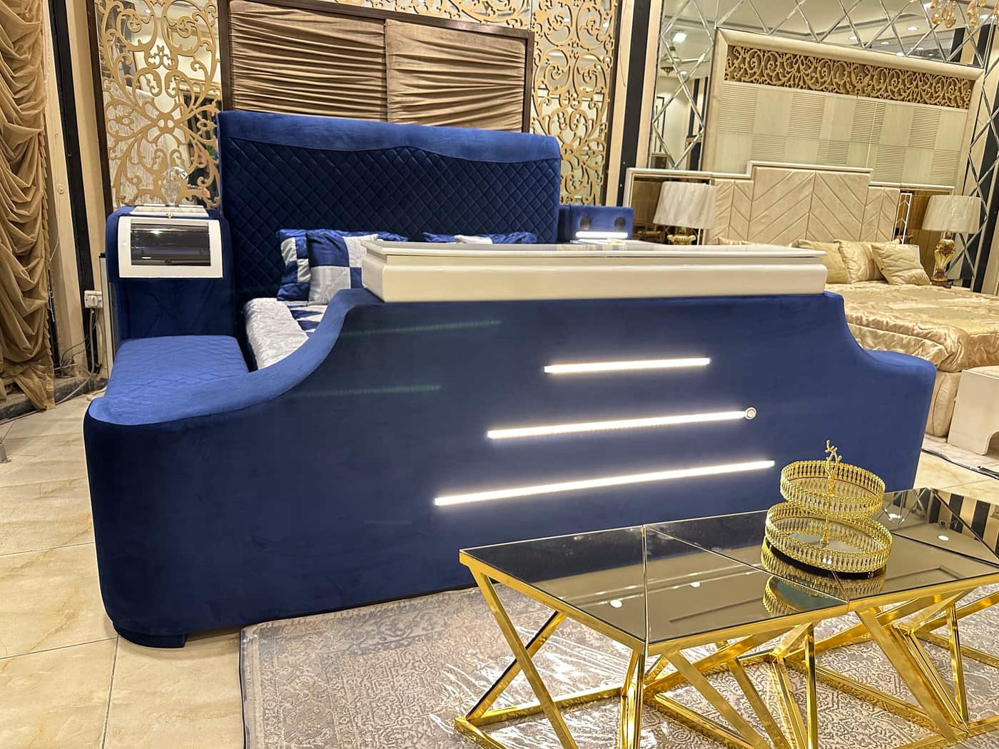 Luxurious Modern Bedroom Set with Stylish TV Unit