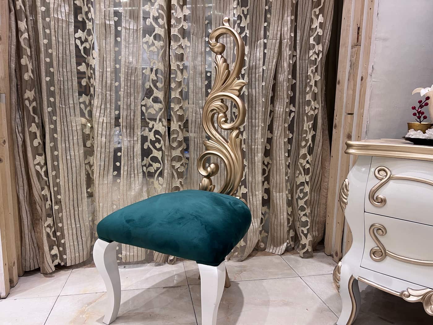 Luxury Vintage Gold and Velvet Bedroom Set