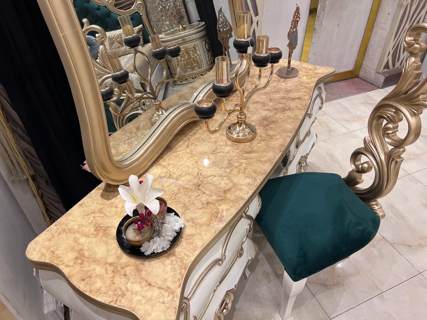 Luxury Vintage Gold and Velvet Bedroom Set