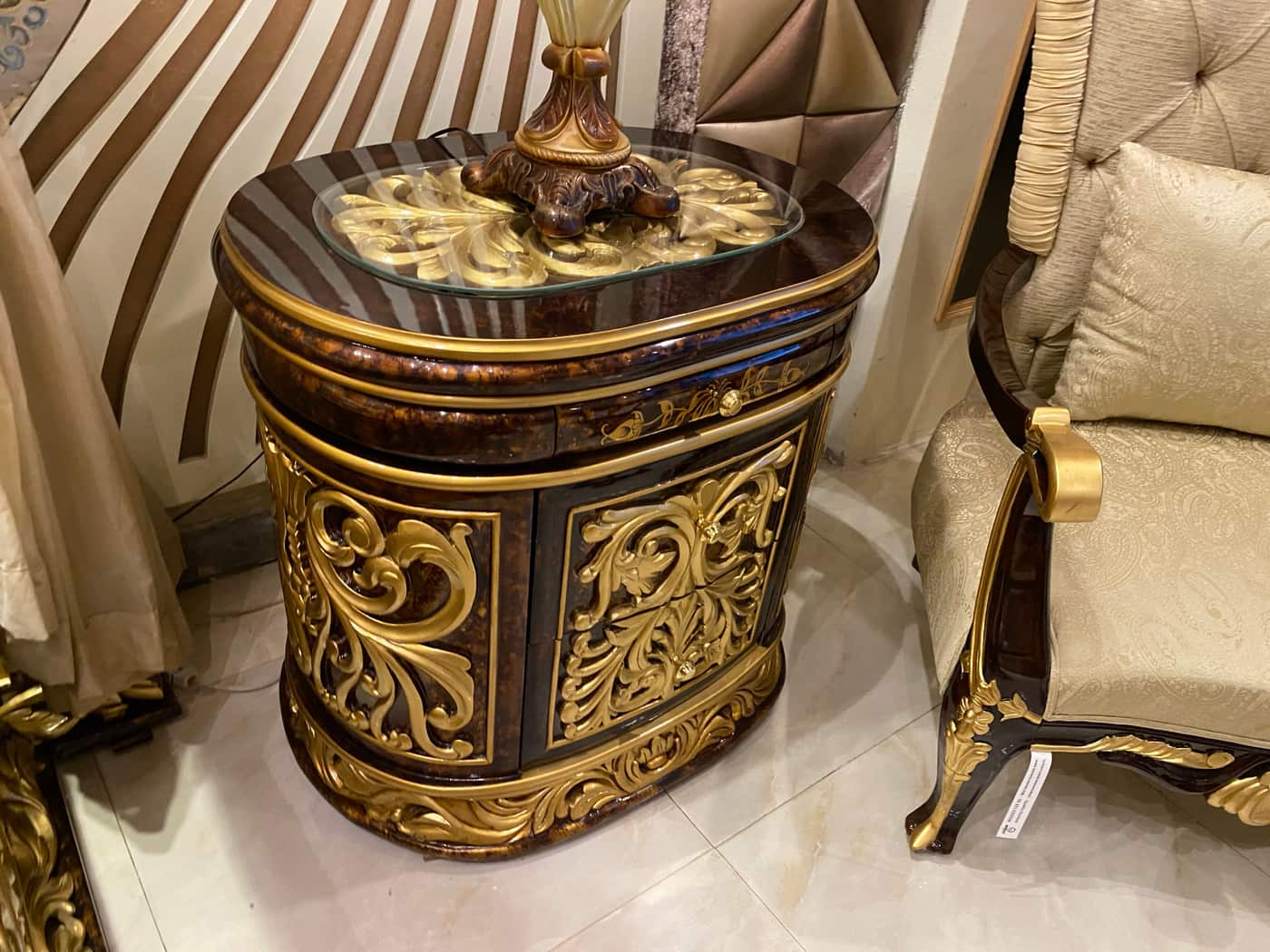Luxurious Golden Canopy Bed Set