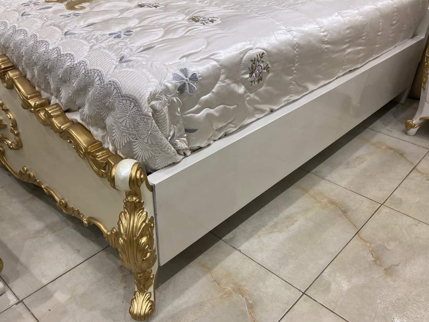 Elegant Gold and White Bedroom Set