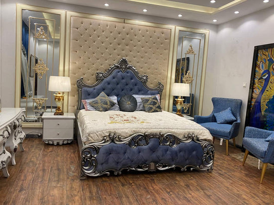 Luxurious Upholstered King Size Bed Set