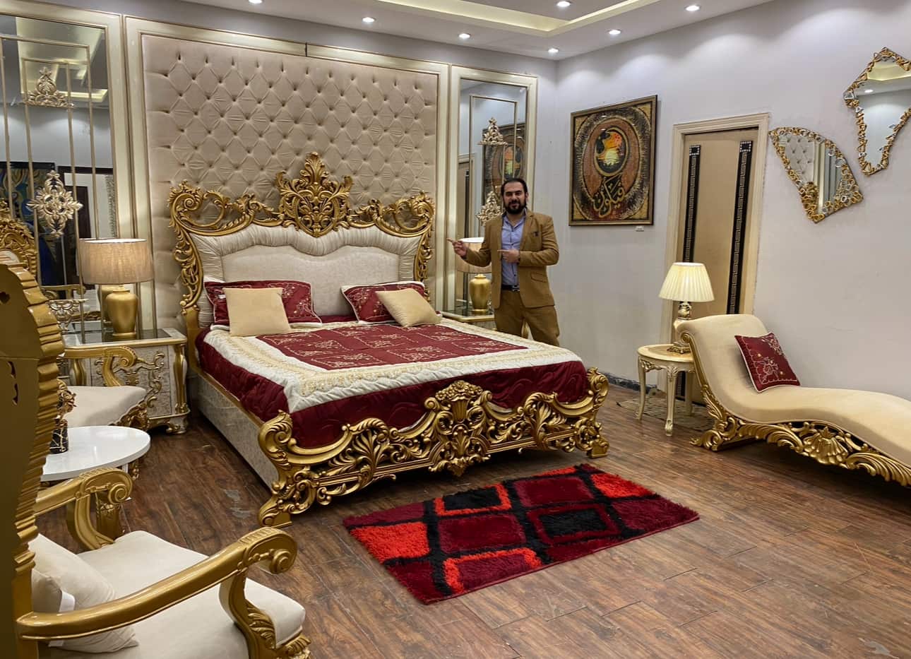 Luxurious Gold Leaf Bedroom Set