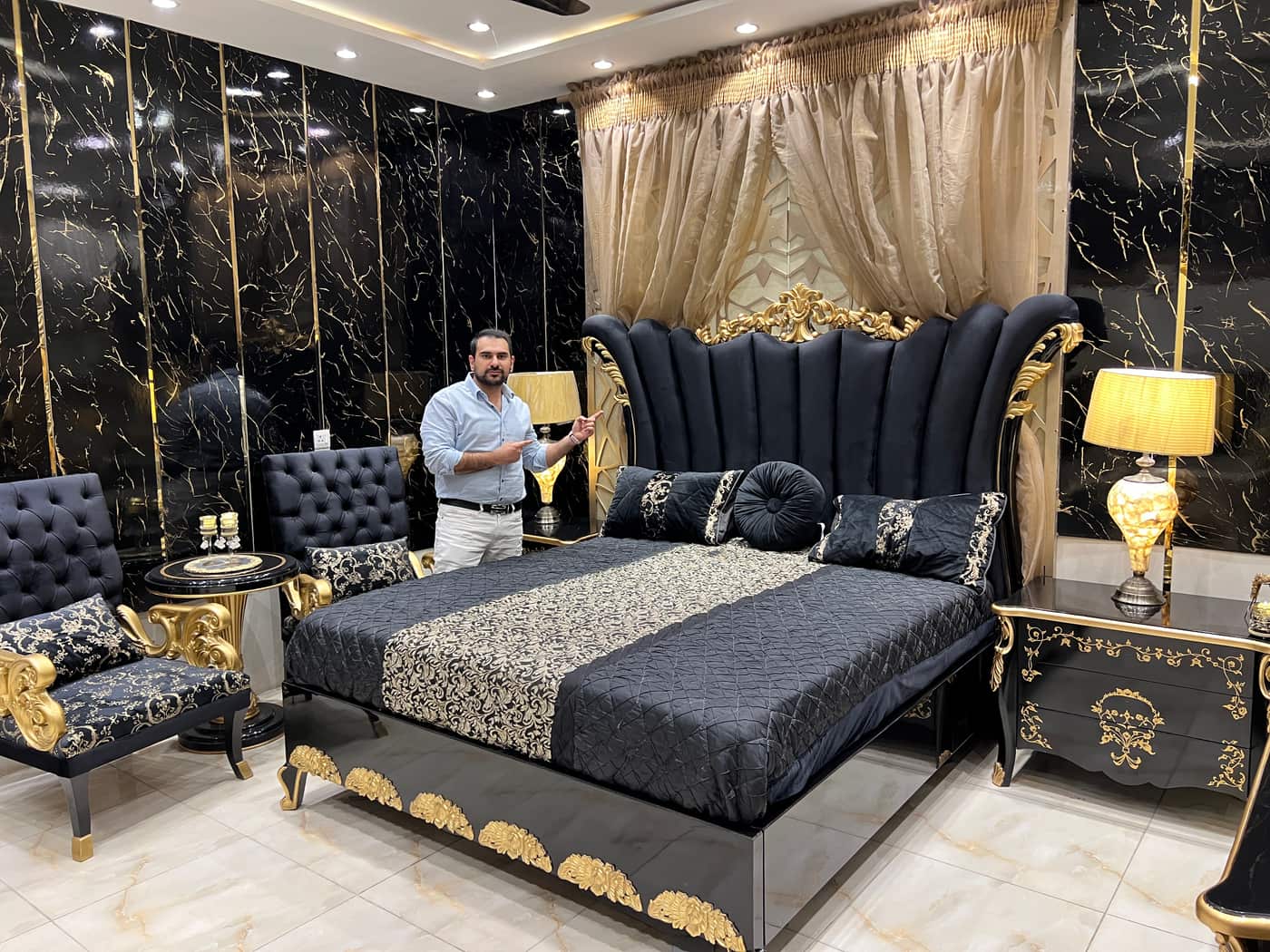 Luxurious Black and Gold Bedroom Set
