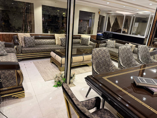 Elegant Luxurious Seating Set
