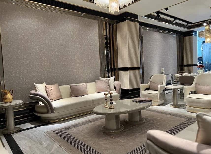 Luxurious Modern Living Room Set