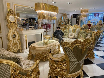 Luxurious Gold and Silver Dining Set