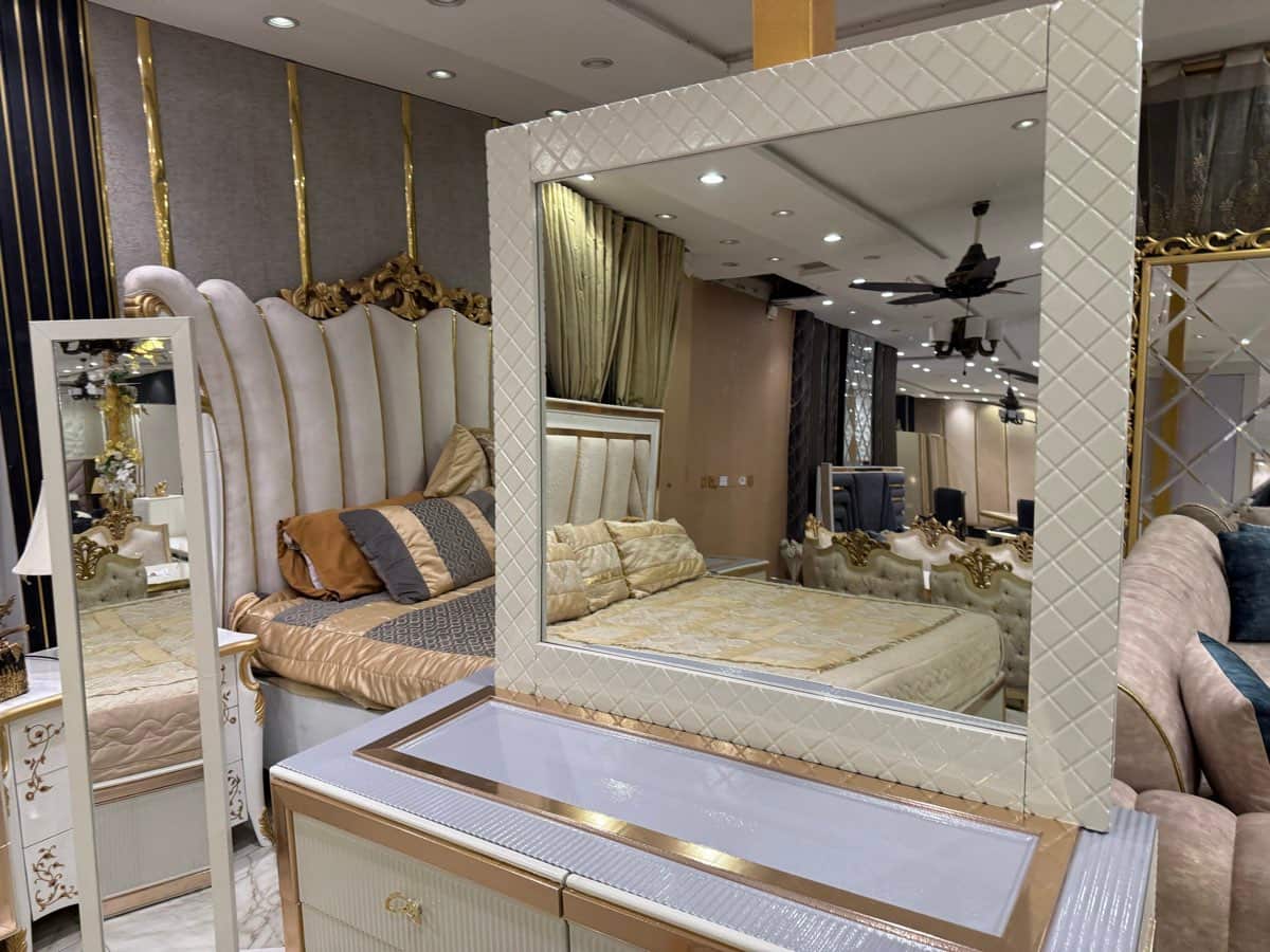 Elegant Modern King Size Bed Set with Nightstand