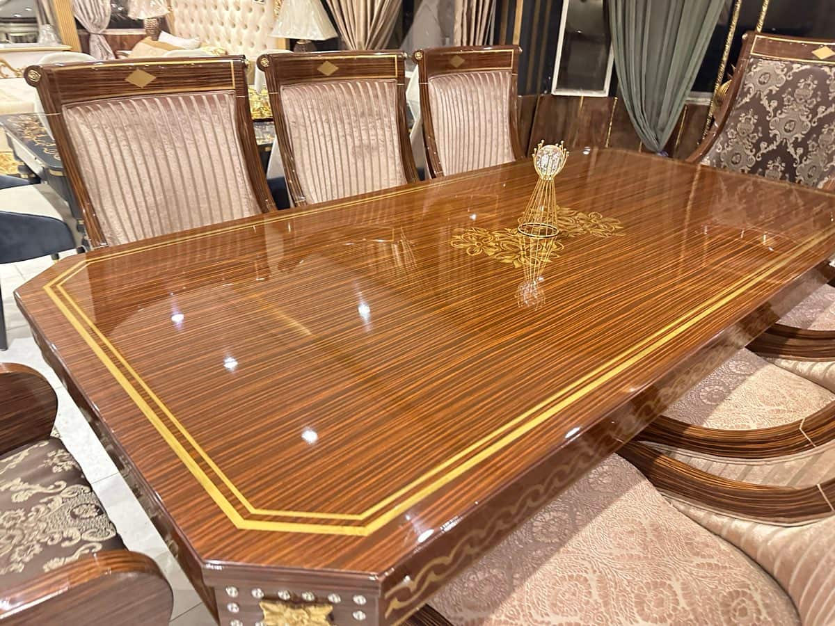Luxurious Dining Room Set