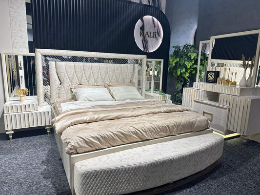 Modern Luxurious Bedroom Set