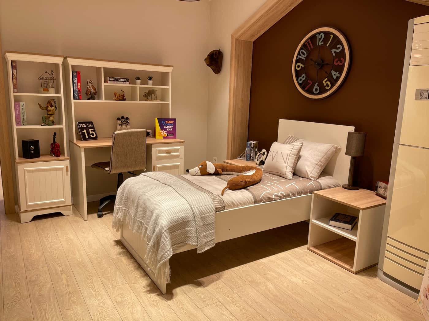 Contemporary Kids' Bedroom Set