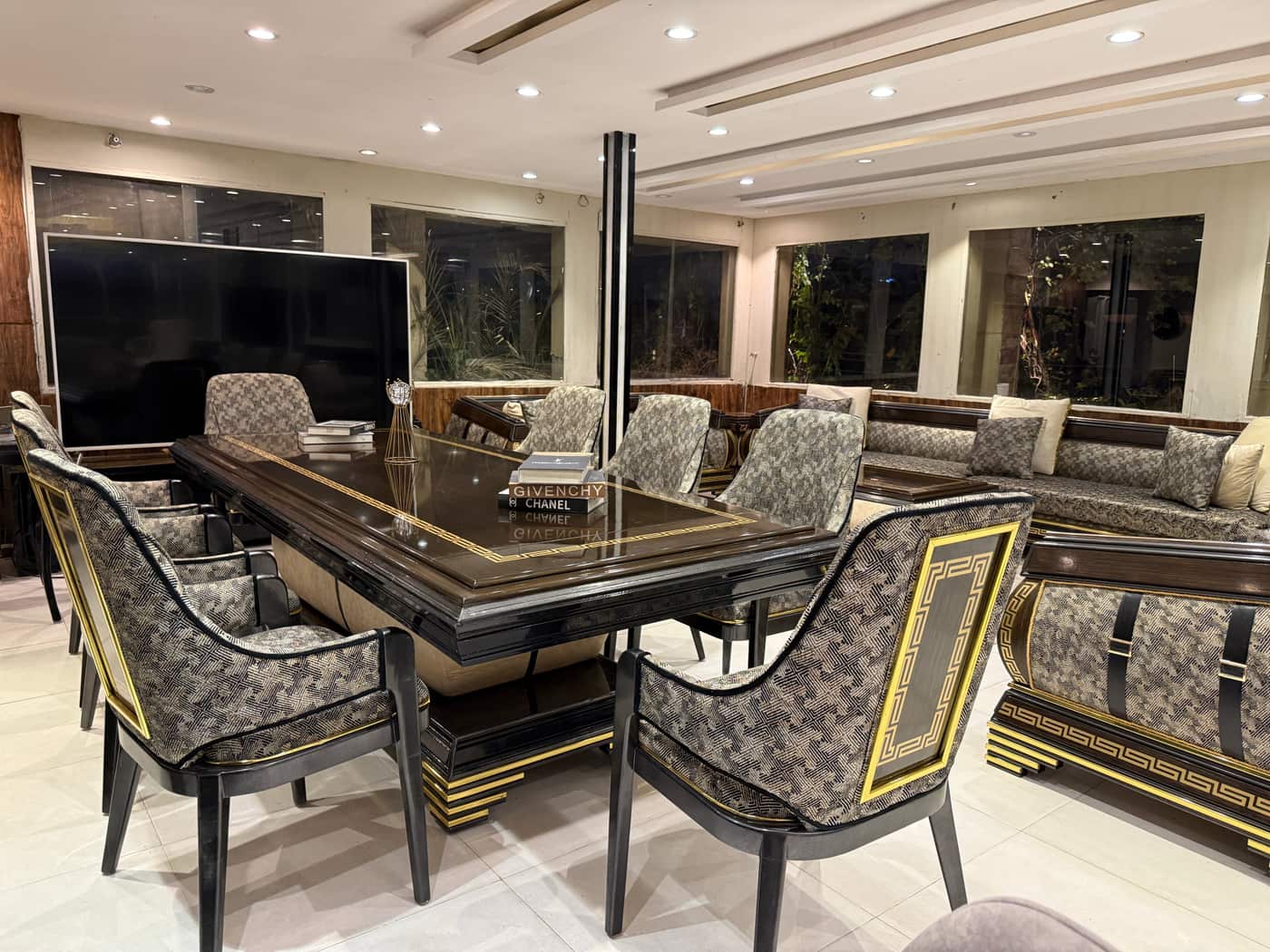 Elegant Modern Dining Suite with Plush Chairs