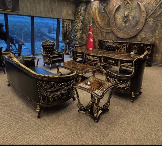 Luxurious Baroque Style Living Room Set