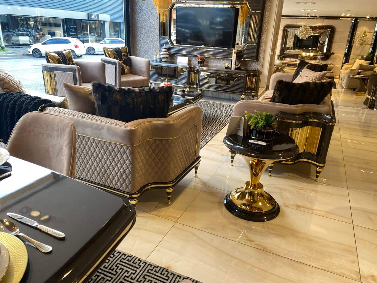 Elegant Black Gloss Coffee Table