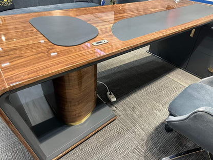 Luxury Modern Office Set